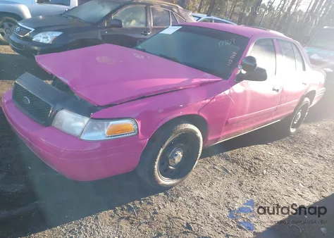 2008 Ford Crown Victoria Police/Police Interceptor z USA, uszkodzony, nr VIN 2FAFP71V18X110969